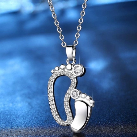 18K White Gold Plated Crystal Tiny Feet Pendant Necklace - Picture 1 of 2